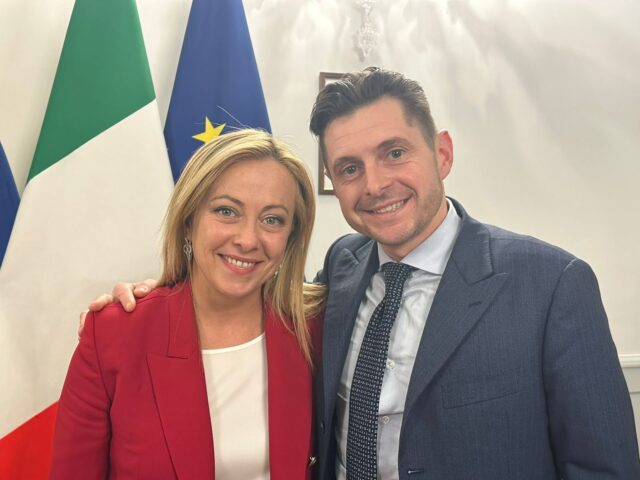 Giorgia Meloni ad Ascoli per la presentazione della dimora Saladini Pilastri