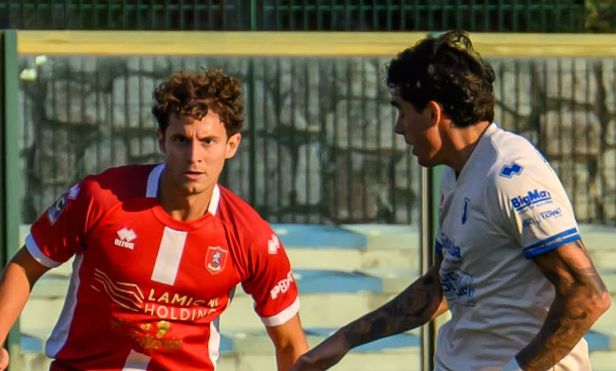 Grosseto-Samb 1-3: D’Alesio ridisegna la squadra, rossoblù si mettono alle spalle la “boscaglia” Grosseto-Samb 1-3: D’Alesio ridisegna la squadra, rossoblù si mettono alle spalle la “boscaglia”
