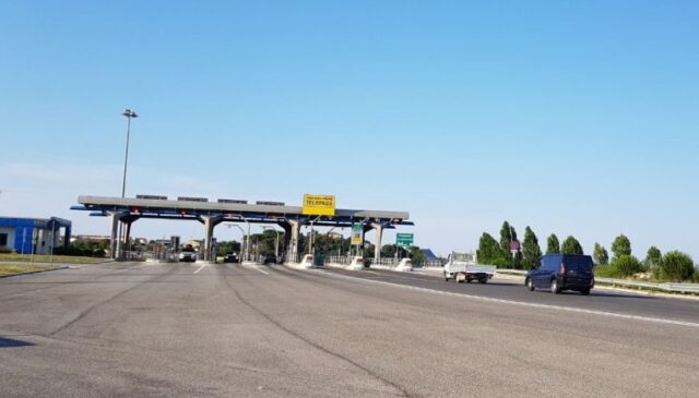 A14, chiusura notturna del casello di Porto Sant’Elpidio