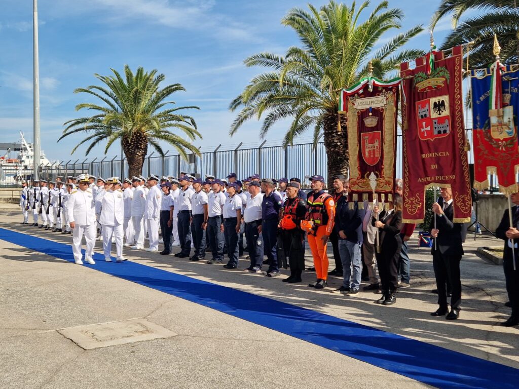 Cinquant’anni sul mare di San Benedetto: la Capitaneria celebra la sua storia e guarda al futuro Cinquant’anni sul mare di San Benedetto: la Capitaneria celebra la sua storia e guarda al futuro