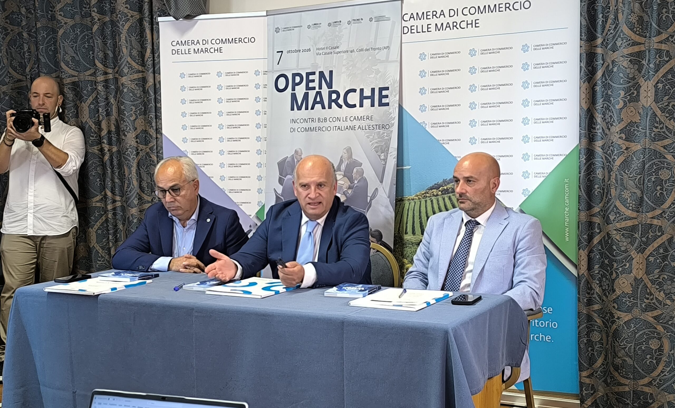 “Open Marche”, le imprese guardano al mondo: nel Piceno parte la sfida dell’export “Open Marche”, le imprese guardano al mondo: nel Piceno parte la sfida dell’export